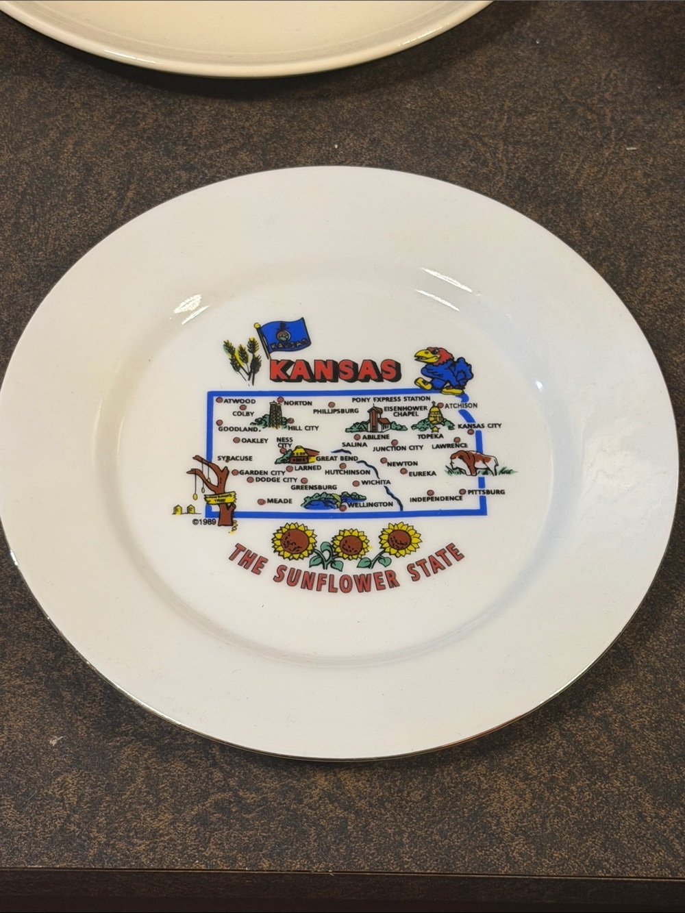 Kansas 'The Sunflower State' Decorative White Plate